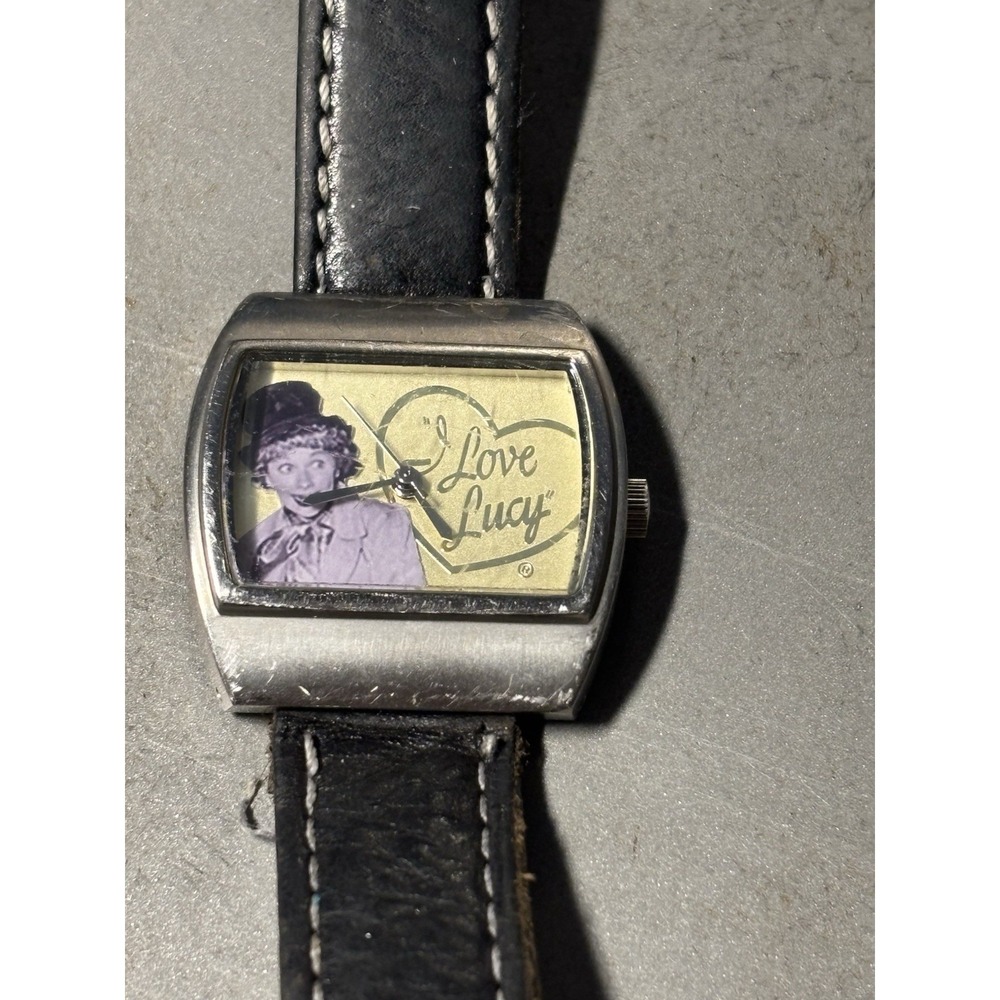 Fossil I Love Lucy Limited Edition Watch LI2064 Leather Silver Tone Req Battery
